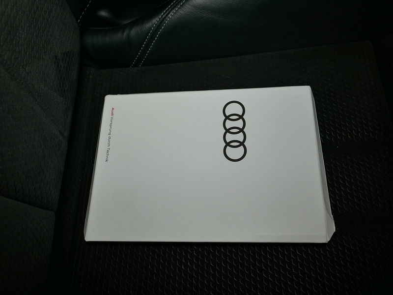 Audi A4 Avant TFSI Black Edition - U4166