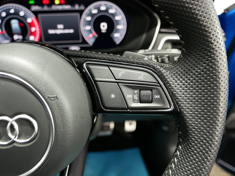 Audi A4 Avant TFSI Black Edition - U4166