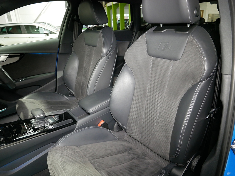 Audi A4 Avant TFSI Black Edition - U4166