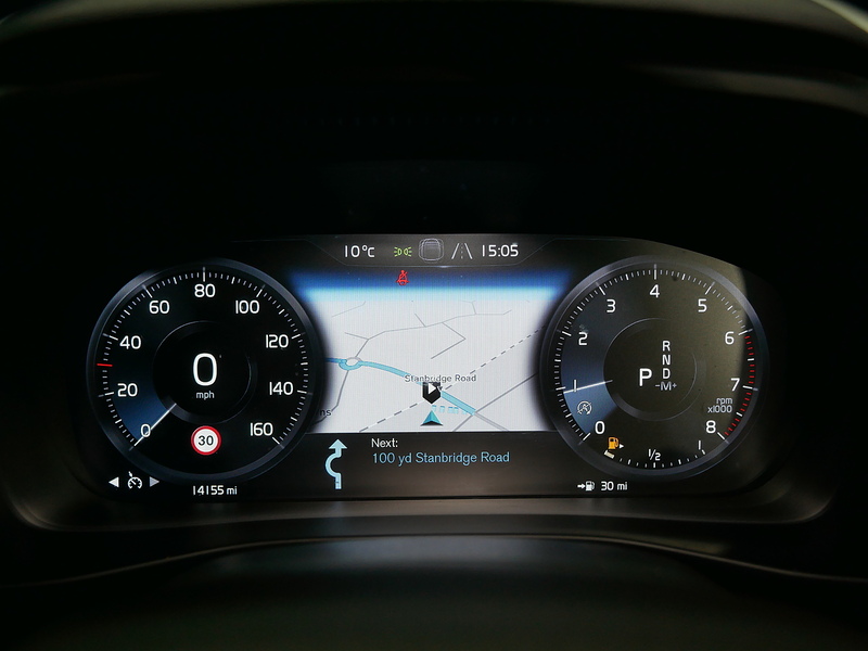 Volvo XC40 T3 Inscription - U4178