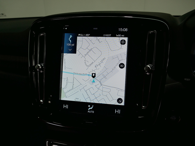 Volvo XC40 T3 Inscription - U4178