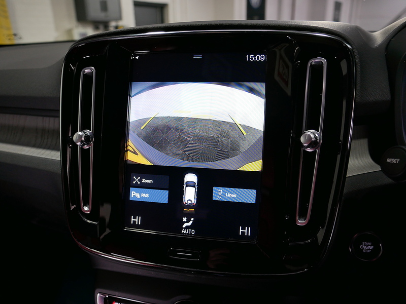 Volvo XC40 T3 Inscription - U4178