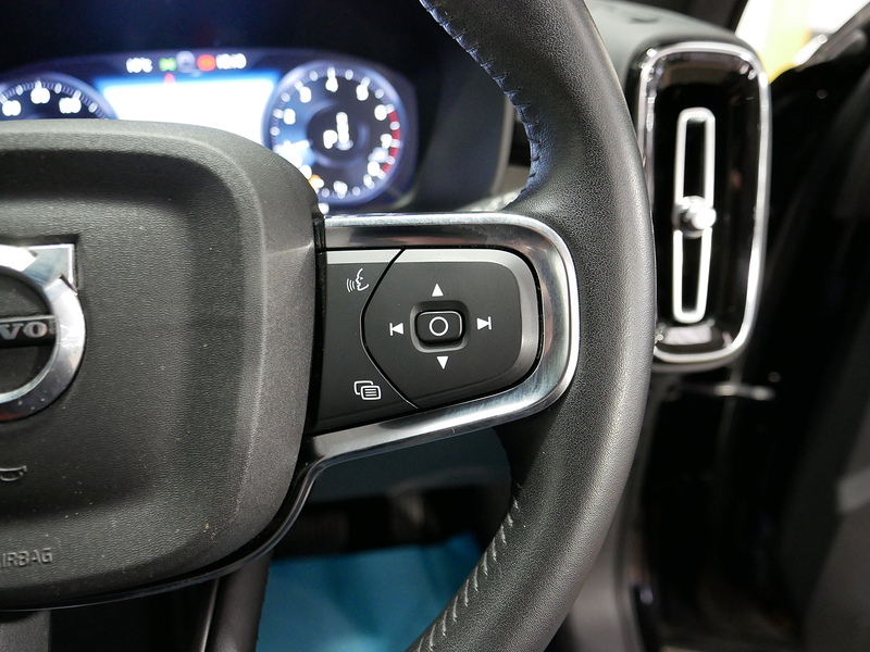 Volvo XC40 T3 Inscription - U4178