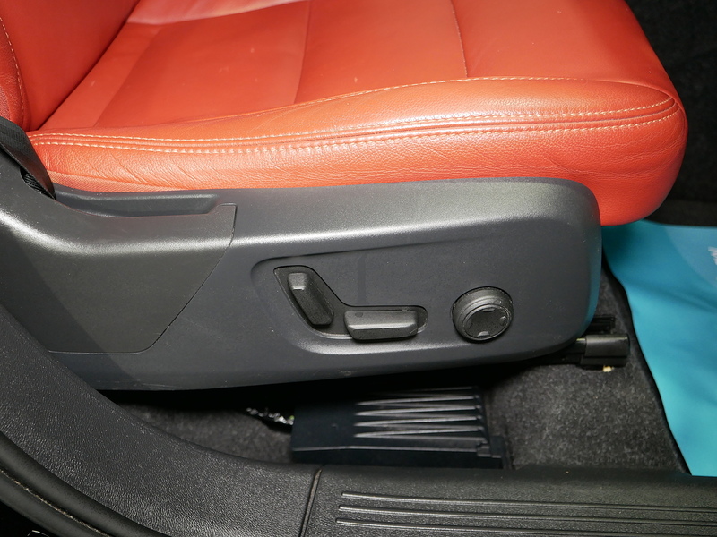 Volvo XC40 T3 Inscription - U4178