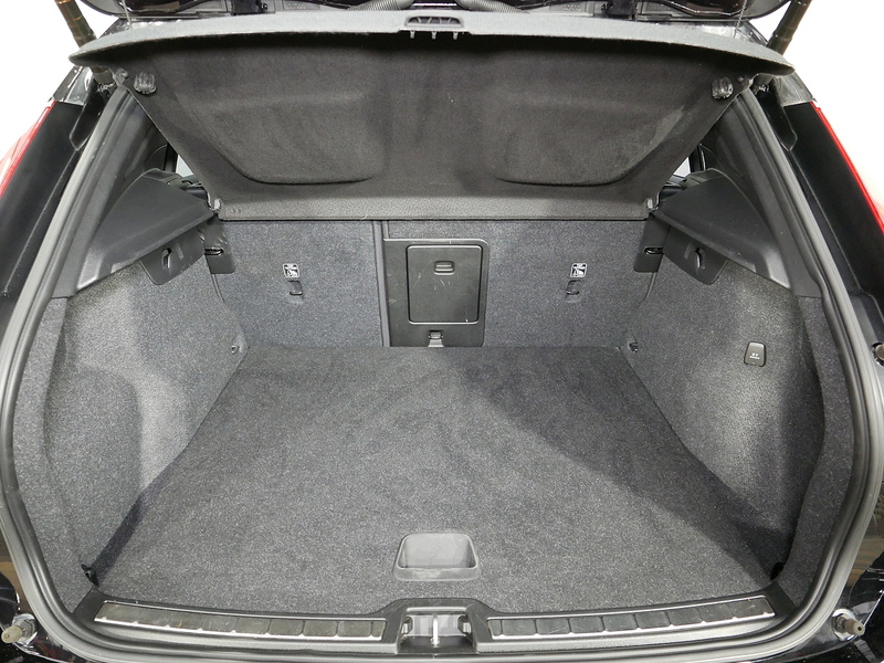 Volvo XC40 T3 Inscription - U4178