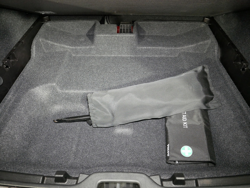 Volvo XC40 T3 Inscription - U4178