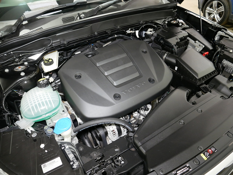 Volvo XC40 T3 Inscription - U4178