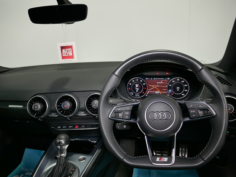 Audi TT TFSI S line - U4180