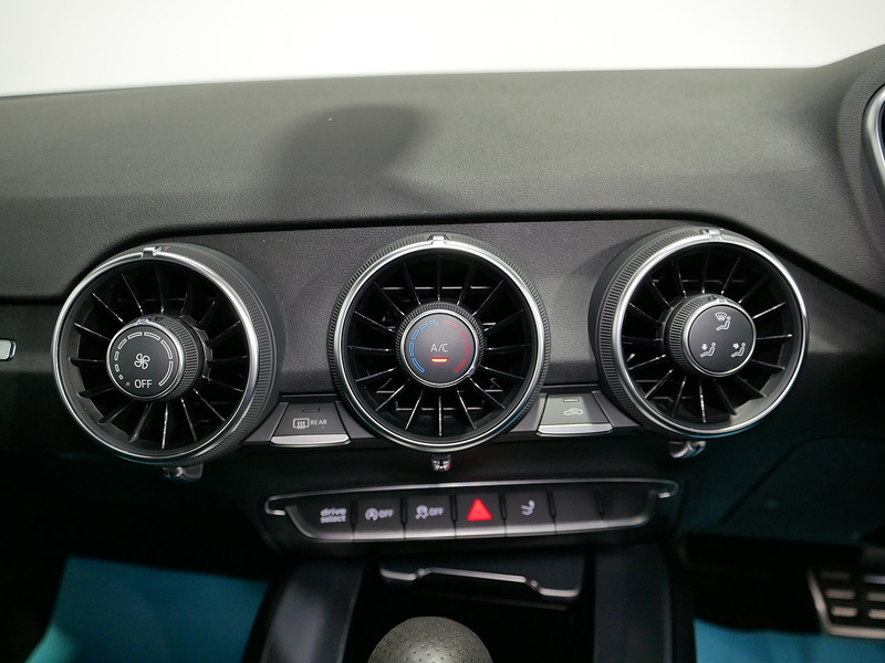 Audi TT TFSI S line - U4180