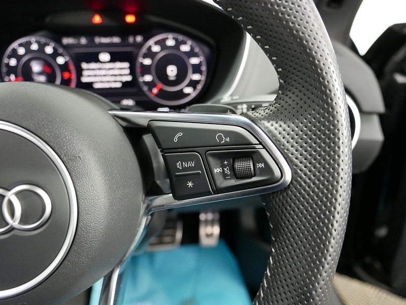 Audi TT TFSI S line - U4180