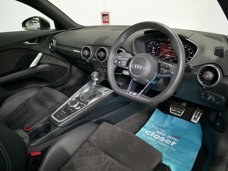 Audi TT TFSI S line - U4180