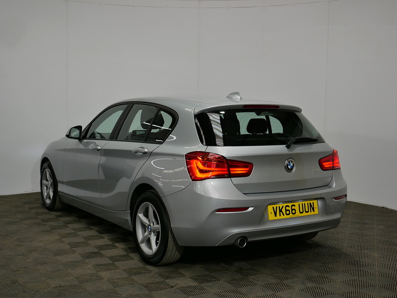 BMW 1 Series 118i SE - U4184