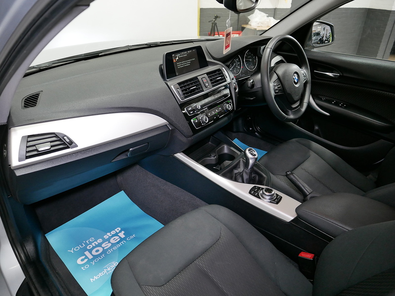 BMW 1 Series 118i SE - U4184