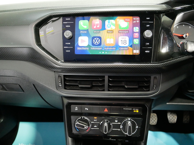 Volkswagen T-Cross TSI SE - U4185