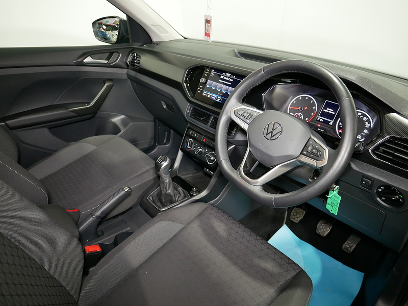 Volkswagen T-Cross TSI SE - U4185