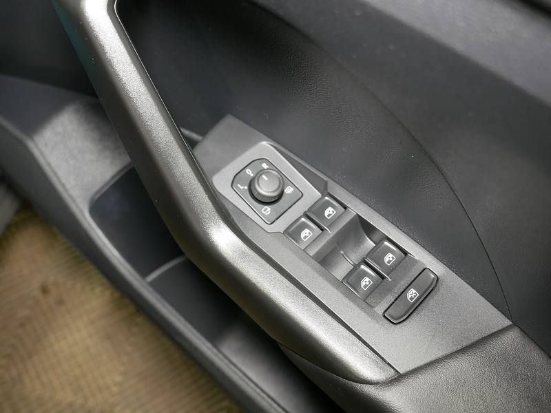 Volkswagen T-Cross TSI SE - U4185