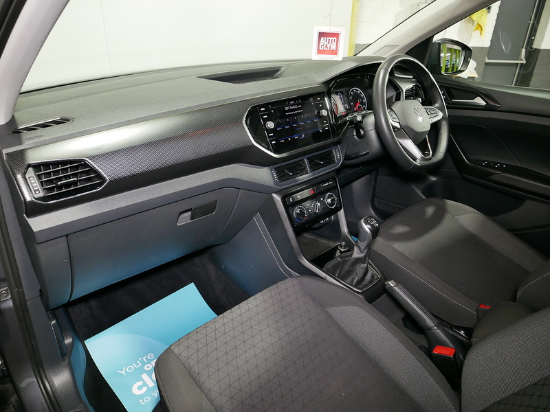 Volkswagen T-Cross TSI SE - U4185