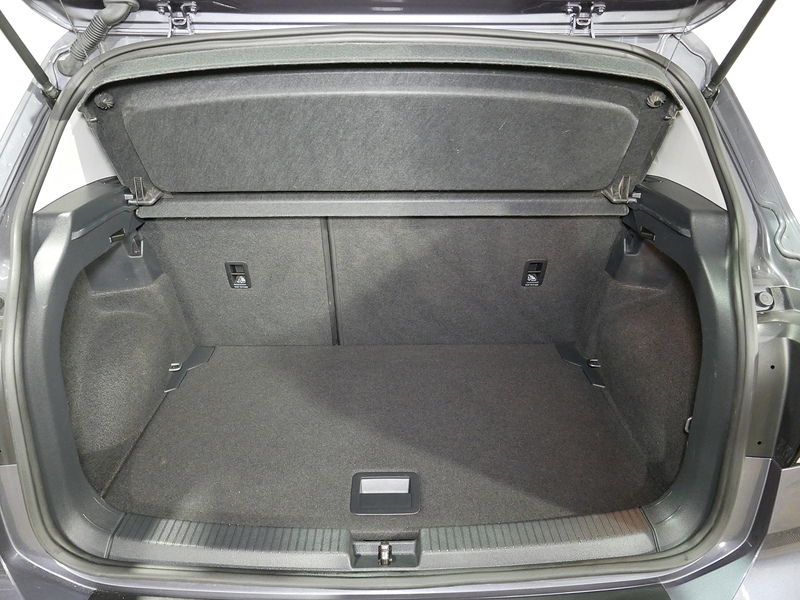 Volkswagen T-Cross TSI SE - U4185