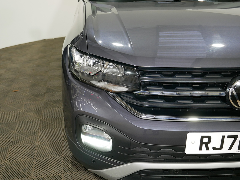 Volkswagen T-Cross TSI SE - U4185