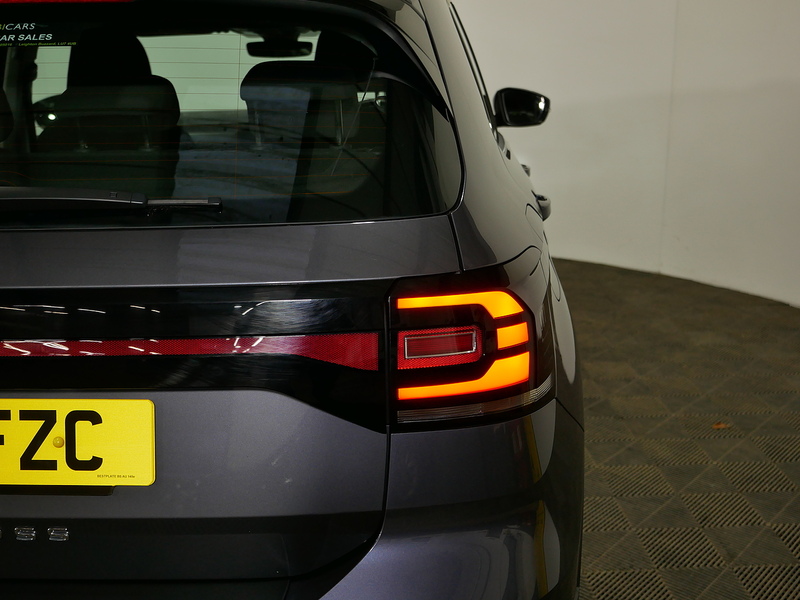 Volkswagen T-Cross TSI SE - U4185