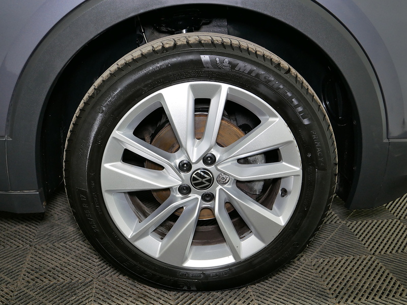 Volkswagen T-Cross TSI SE - U4185