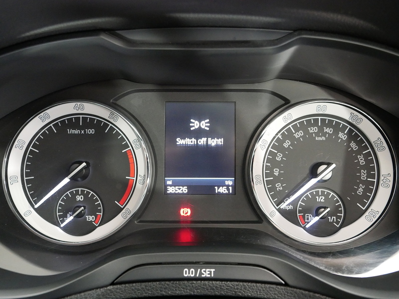 Skoda Karoq TSI ACT SE L - U4187