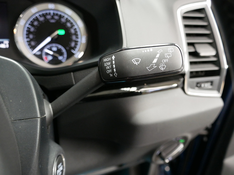 Skoda Karoq TSI ACT SE L - U4187