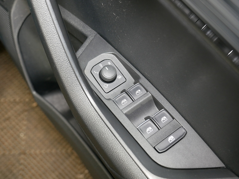 Skoda Karoq TSI ACT SE L - U4187