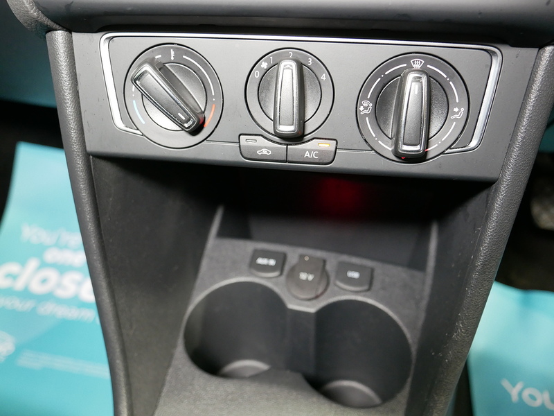 Volkswagen Polo TSI BlueMotion Tech Match - U4188