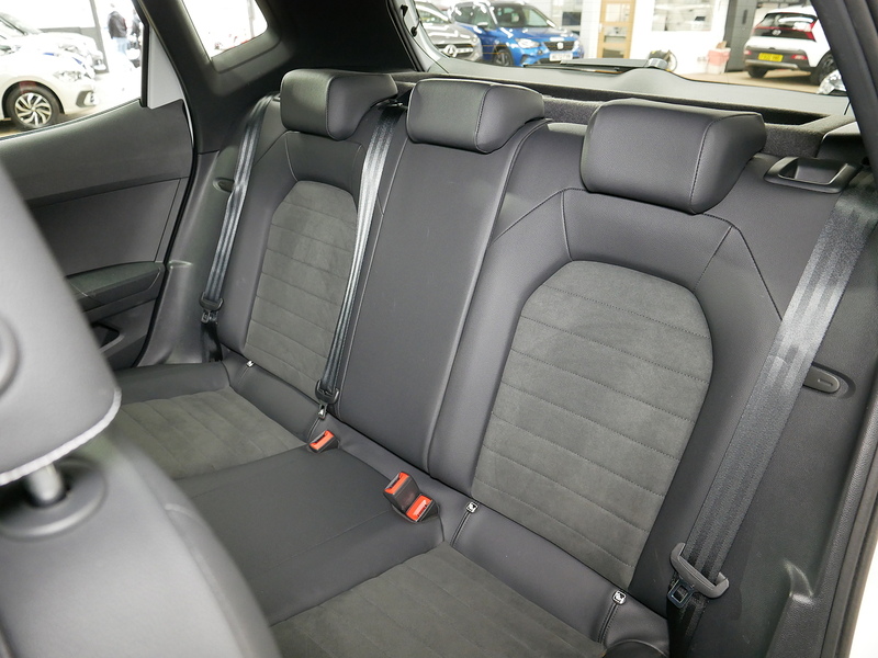 SEAT Arona TSI XCELLENCE Lux - U4200