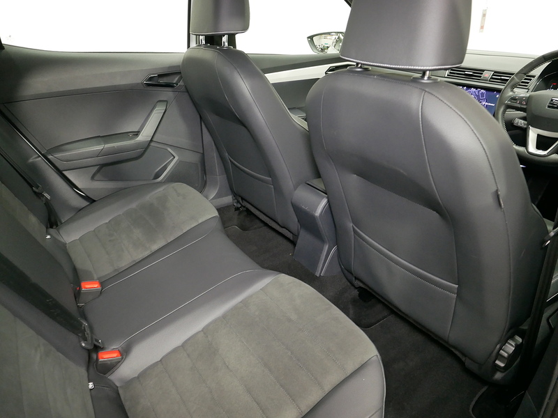 SEAT Arona TSI XCELLENCE Lux - U4200