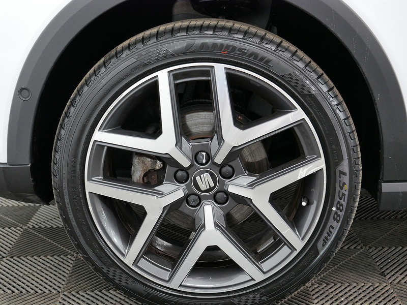 SEAT Arona TSI XCELLENCE Lux - U4200