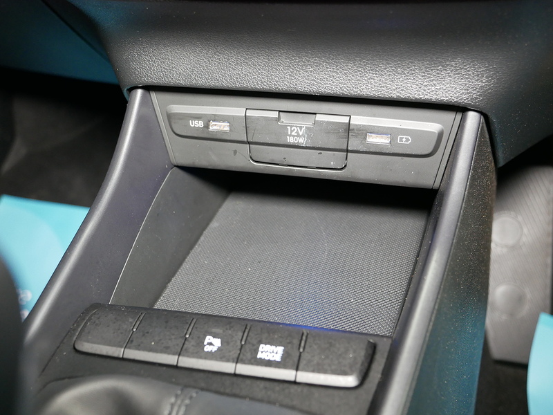 Hyundai BAYON T-GDi MHEV SE Connect - U4203