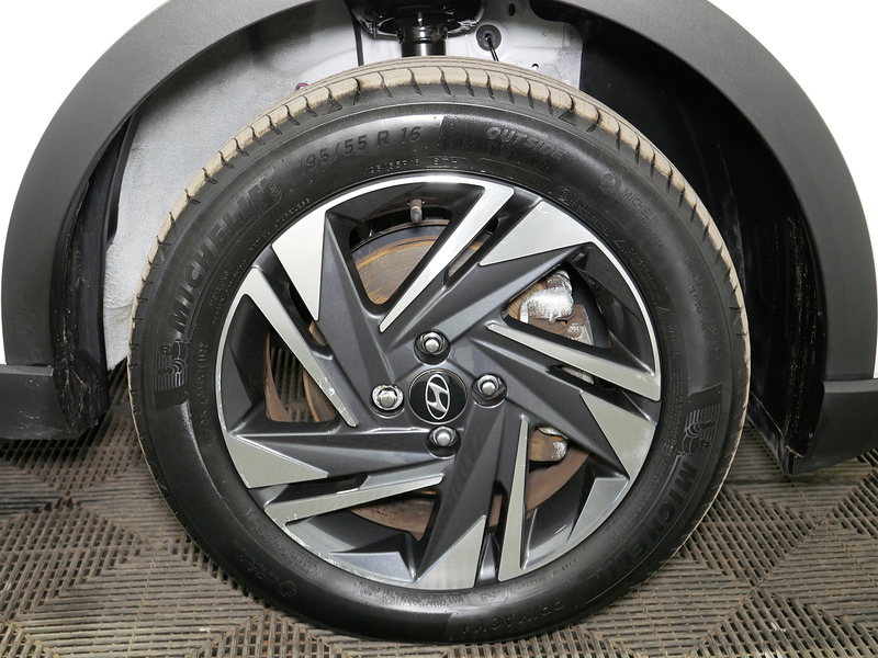 Hyundai BAYON T-GDi MHEV SE Connect - U4203