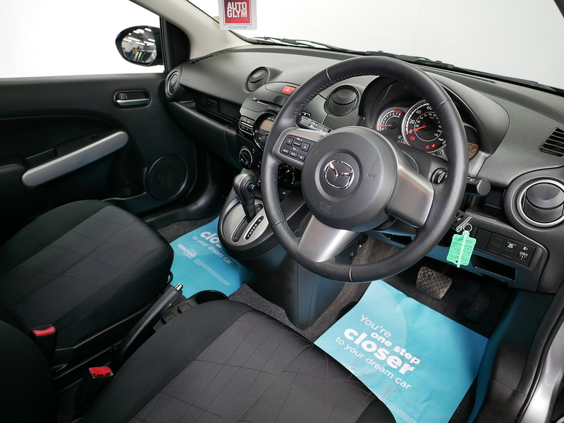 Mazda Mazda2 TS2 - U4217