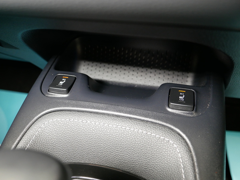 Toyota Corolla VVT-h Design - U4232