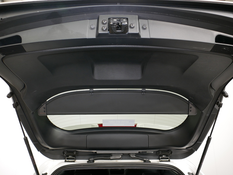 Toyota Corolla VVT-h Design - U4232