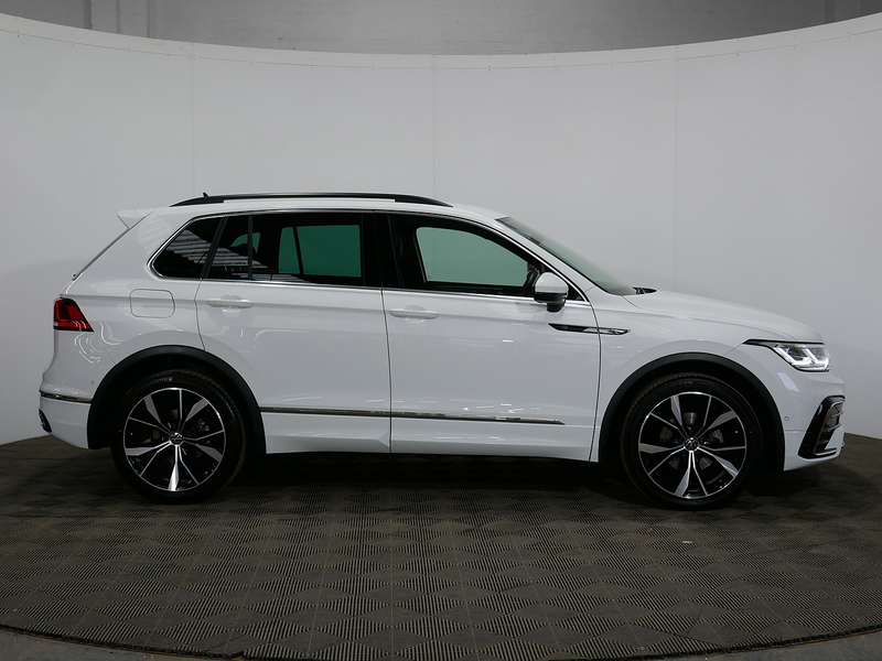 Volkswagen Tiguan TSI R-Line - U4234