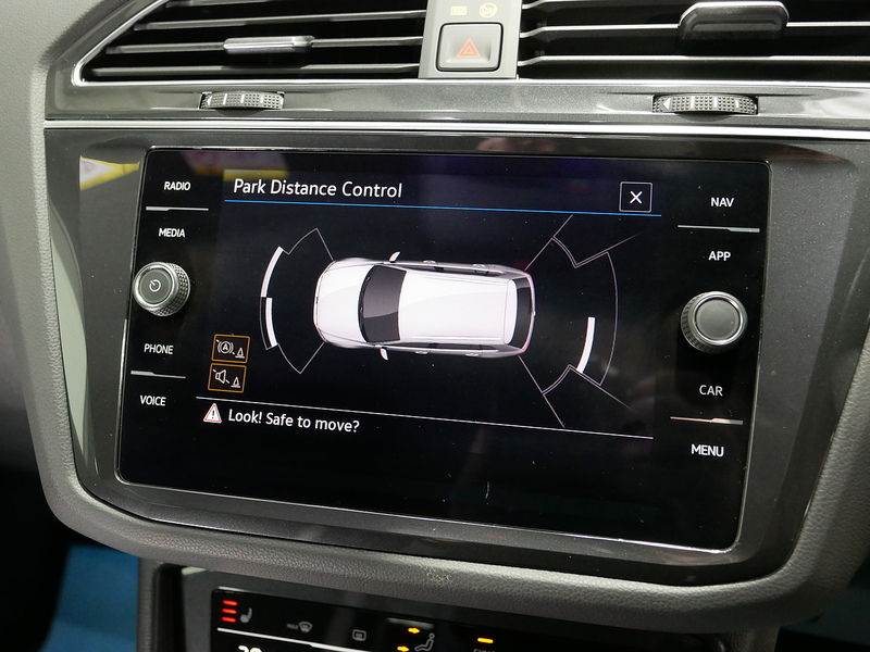 Volkswagen Tiguan TSI R-Line - U4234