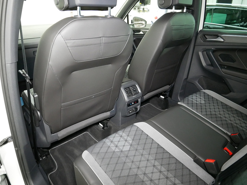 Volkswagen Tiguan TSI R-Line - U4234