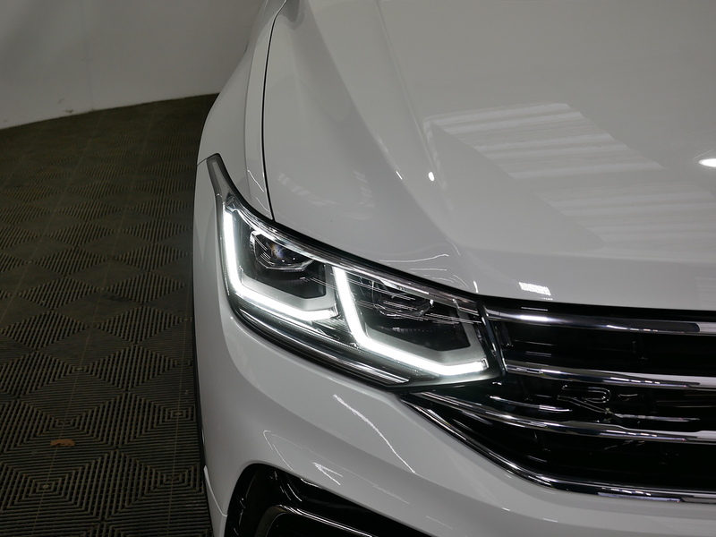 Volkswagen Tiguan TSI R-Line - U4234