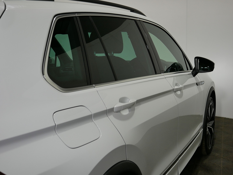 Volkswagen Tiguan TSI R-Line - U4234