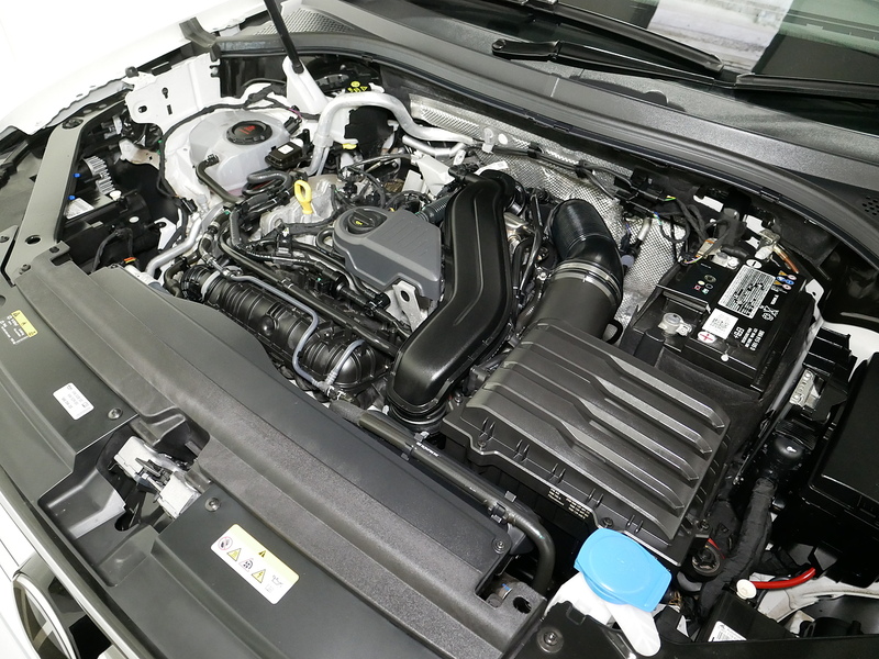 Volkswagen Tiguan TSI R-Line - U4234