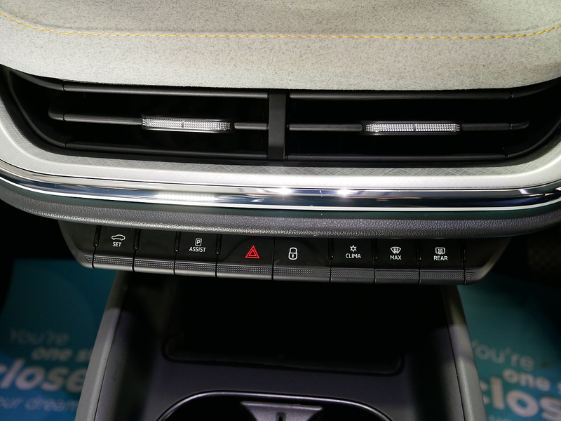 Skoda Enyaq 60 - U4243