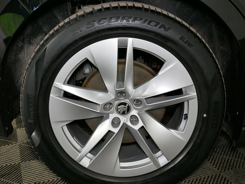 Skoda Enyaq 60 - U4243