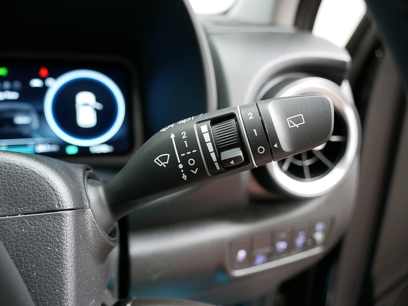 Hyundai KONA T-GDi MHEV SE Connect - U4245