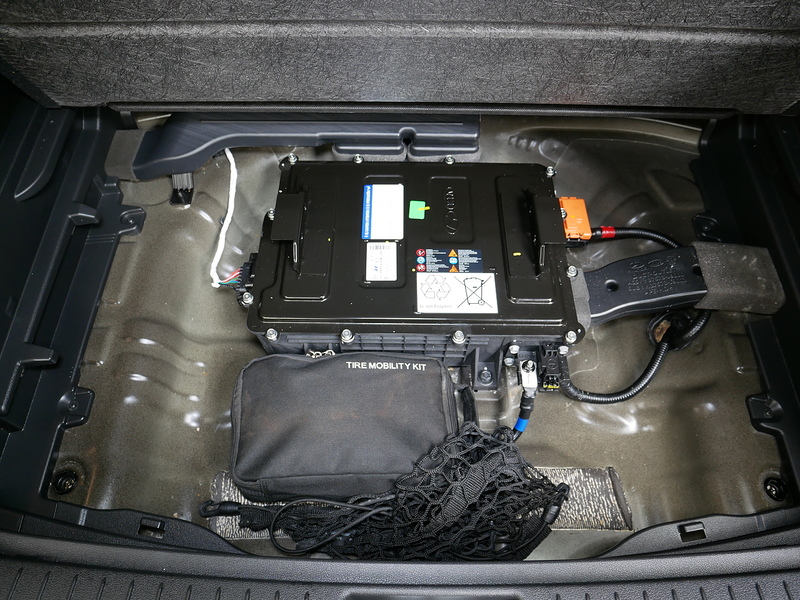 Hyundai KONA T-GDi MHEV SE Connect - U4245