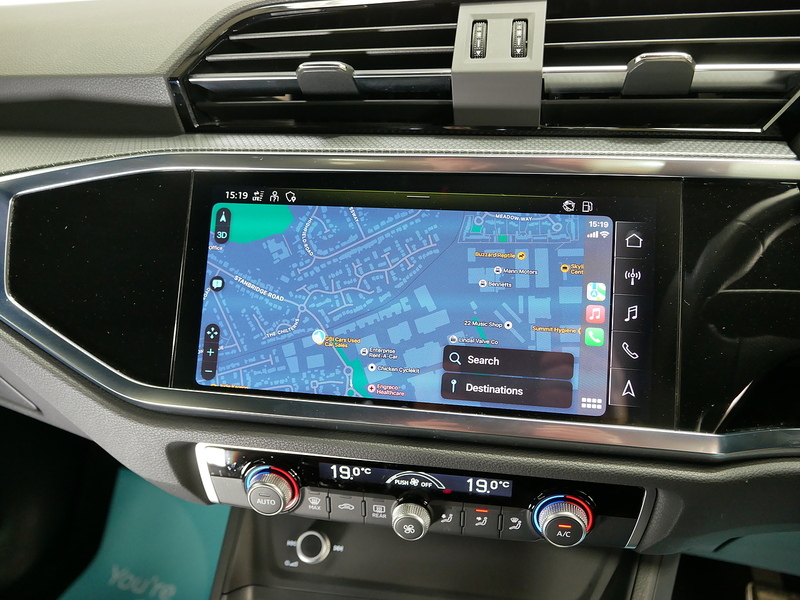 Audi Q3 TFSI CoD Black Edition - U4250