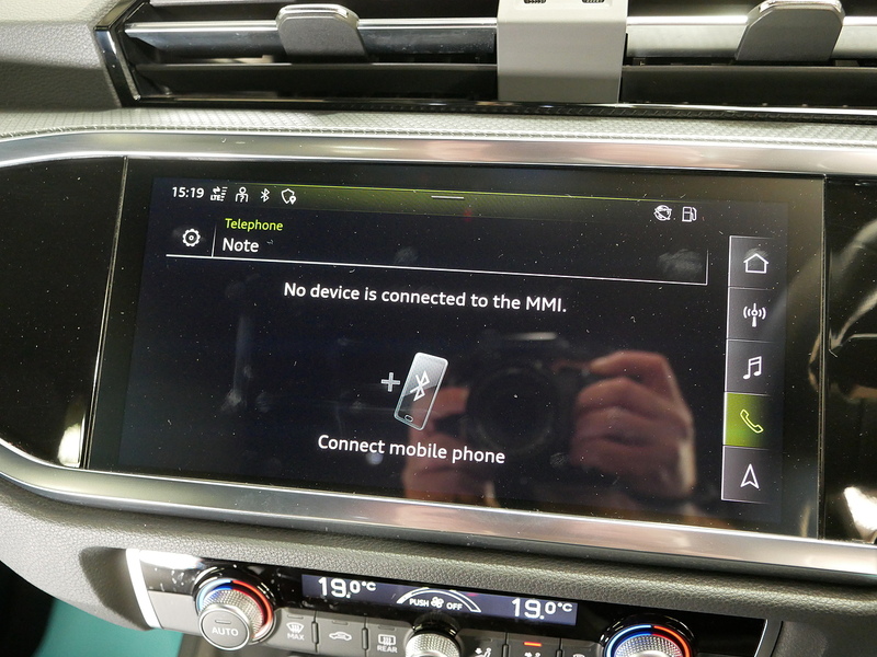 Audi Q3 TFSI CoD Black Edition - U4250