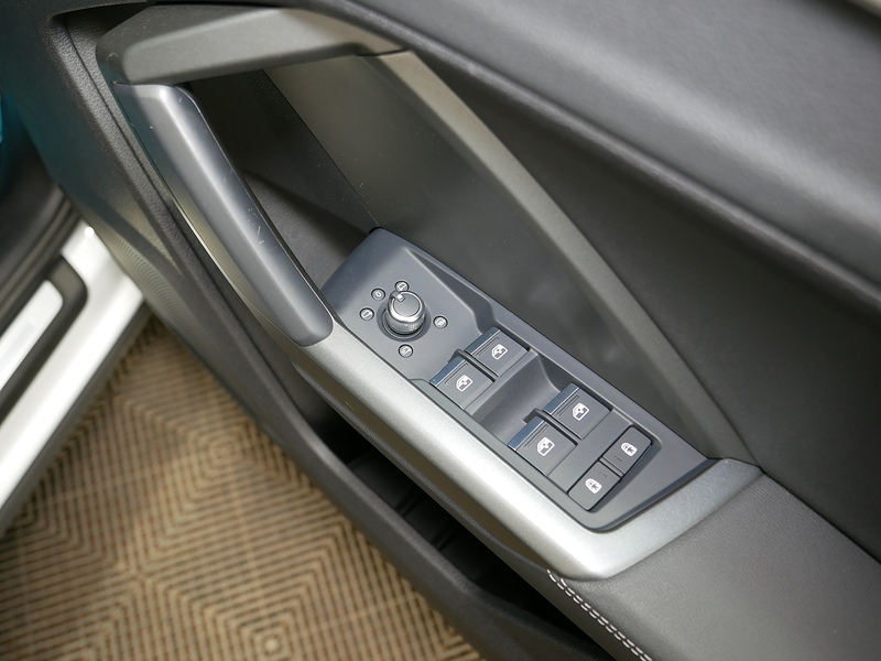 Audi Q3 TFSI CoD Black Edition - U4250